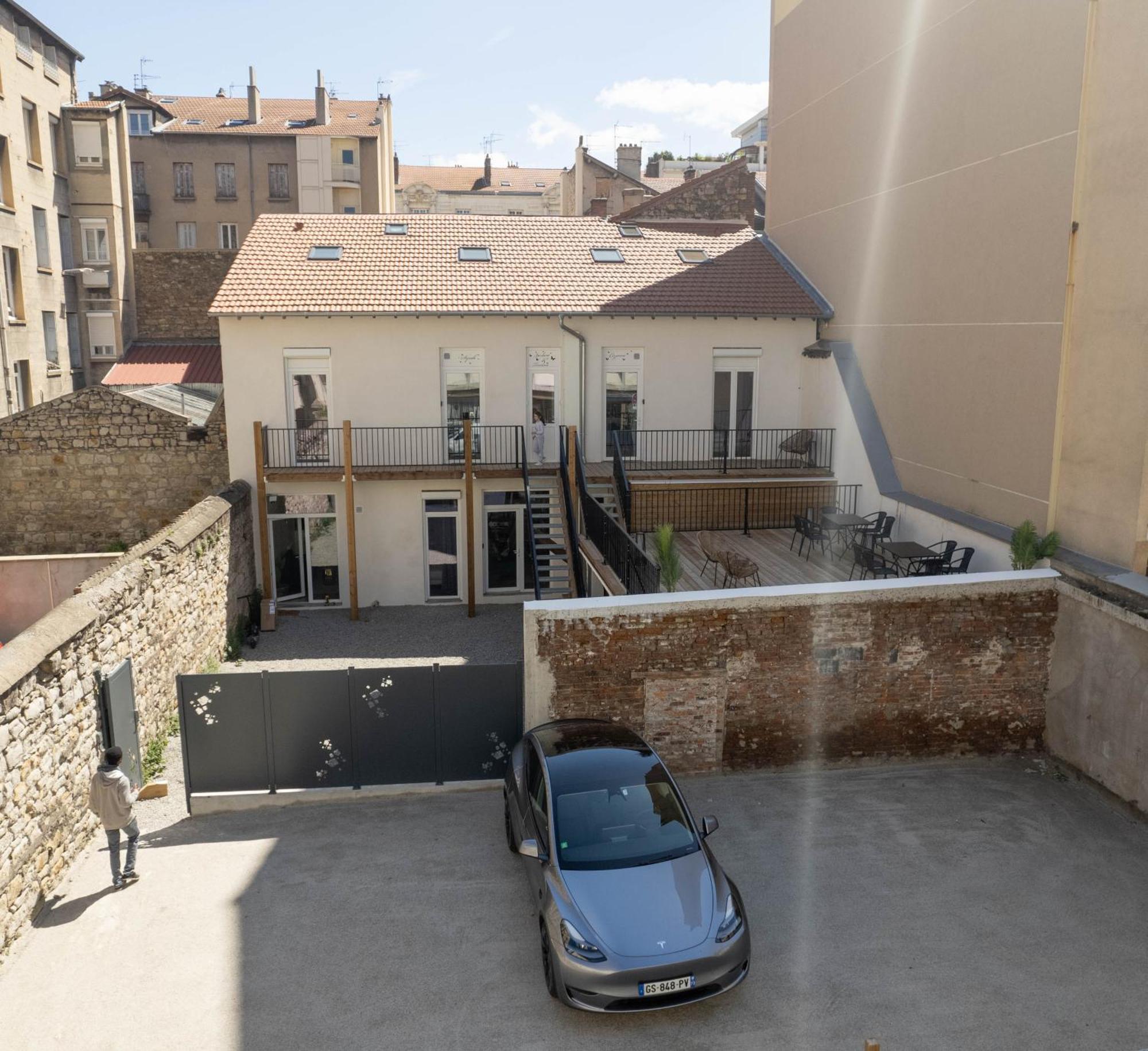 Bibemus Casa Maja - Baignoire Balneo - Parking - Terrasse Διαμέρισμα Σαιντ-Ετιέν Εξωτερικό φωτογραφία